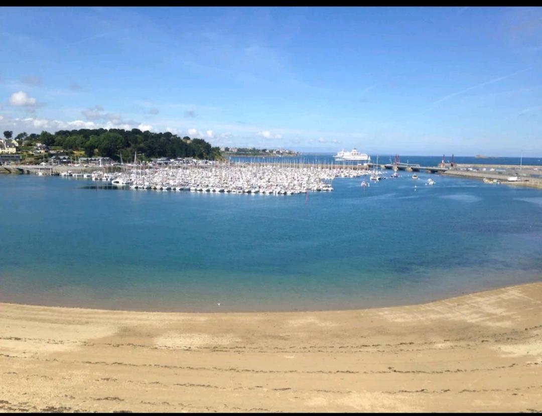 Nid De Corsaire, Vue Mer & Acces Plage Saint-Malo Exterior photo